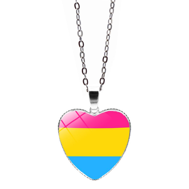 Love pendant sweater chain